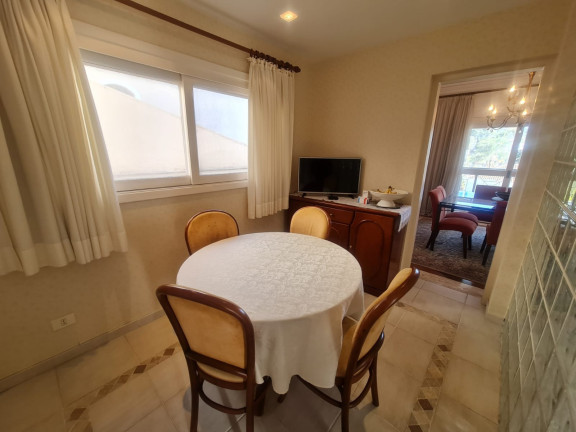 Imagem Casa com 4 Quartos à Venda, 665 m² em Alphaville Residencial Um - Barueri Imagem Casa com 4 Quartos à Venda, 665 m² em Alphaville Residencial Um - Barueri