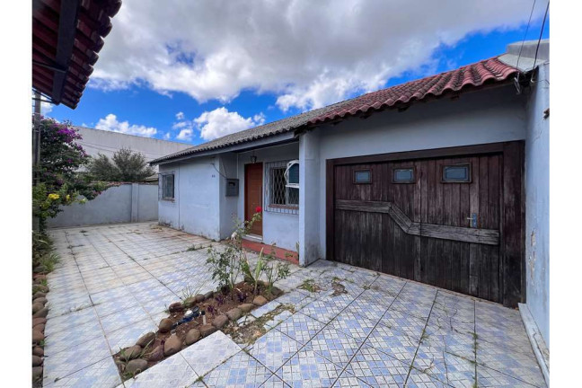 Imagem Casa com 4 Quartos à Venda,  em Igara - Canoas