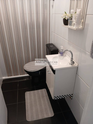 Imagem Casa com 3 Quartos à Venda, 230 m² em Jardim Santa Helena - São Paulo Imagem Casa com 3 Quartos à Venda, 230 m² em Jardim Santa Helena - São Paulo