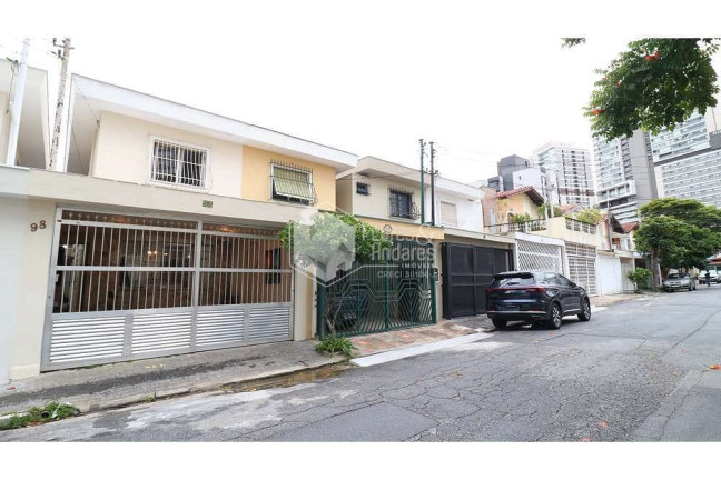 Casa com 5 Quartos à Venda, 200 m² em Morumbi - São Paulo