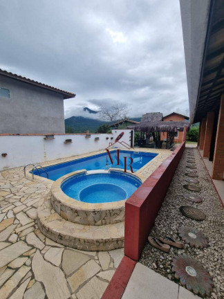Imagem Casa com 7 Quartos à Venda, 900 m² em Barra Velha - Ilhabela