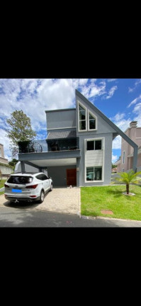 Imagem Casa com 3 Quartos à Venda, 240 m² em Santa Felicidade - Curitiba