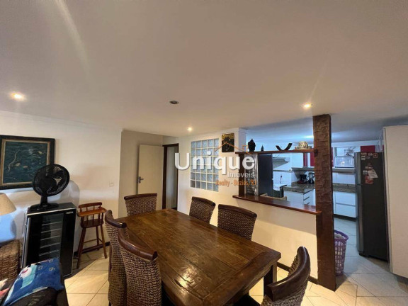 Imagem Casa com 4 Quartos à Venda, 150 m² em Ferradura - Armação Dos Búzios