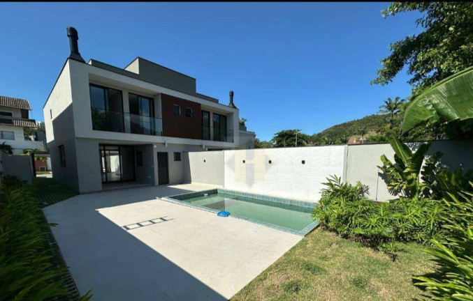 Casa com 3 Quartos à Venda, 160 m² em Vila Nova - Porto Belo