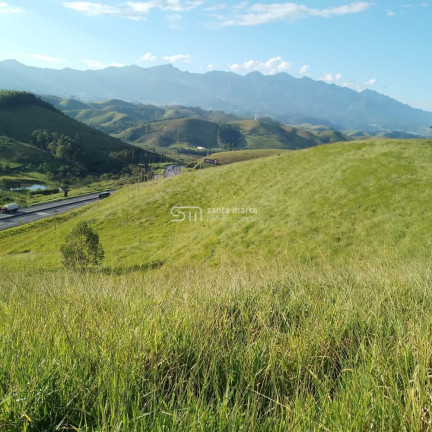 Imagem Imóvel com 2 Quartos à Venda, 266.000 m² em Branco - Lavrinhas