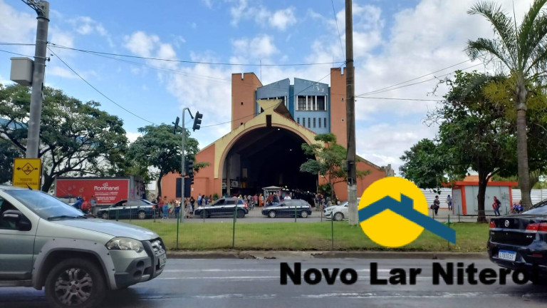 Sala Comercial à Venda, 30 m² em Centro - Niterói