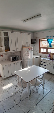 Imagem Sobrado com 5 Quartos à Venda, 216 m² em Pé De Plátano - Santa Maria