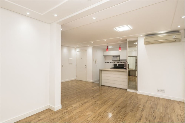 Imagem Apartamento com 3 Quartos à Venda, 83 m² em Vila Ipiranga - Porto Alegre