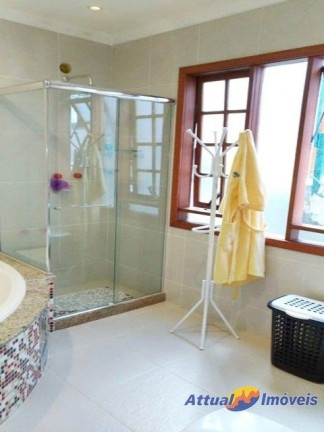 Imagem Casa com 4 Quartos à Venda, 185 m² em Albuquerque - Teresópolis Imagem Casa com 4 Quartos à Venda, 185 m² em Albuquerque - Teresópolis