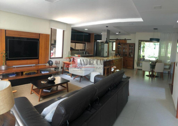 Imagem Casa de Condomínio com 3 Quartos à Venda, 225 m² em Chácara Dos Junqueiras - Carapicuíba