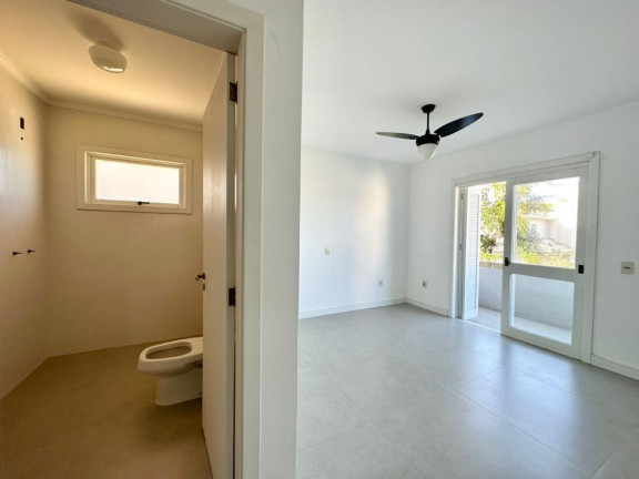 Imagem Sobrado com 5 Quartos à Venda, 290 m² em Atlântida - Xangri-la
