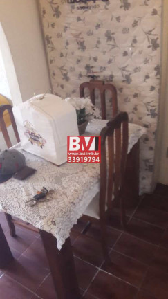 Imagem Casa com 2 Quartos à Venda, 75 m² em Ramos - Rio De Janeiro Imagem Casa com 2 Quartos à Venda, 75 m² em Ramos - Rio De Janeiro
