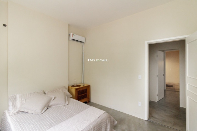 Imagem Imóvel com 2 Quartos à Venda, 113 m² em Higienópolis - São Paulo Imagem Imóvel com 2 Quartos à Venda, 113 m² em Higienópolis - São Paulo