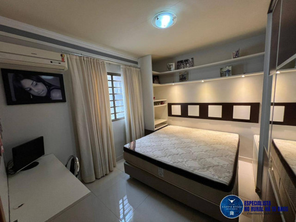 Imagem Casa com 3 Quartos à Venda, 360 m² em Vila Rezende - Goiânia Imagem Casa com 3 Quartos à Venda, 360 m² em Vila Rezende - Goiânia