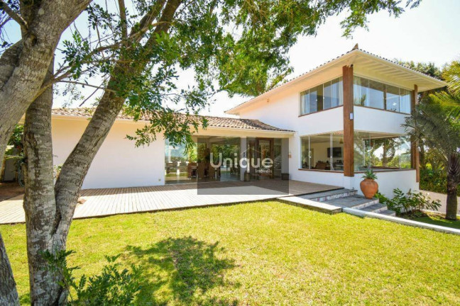 Casa com 4 Quartos para Temporada, 400 m² em Ferradura - Armação Dos Búzios