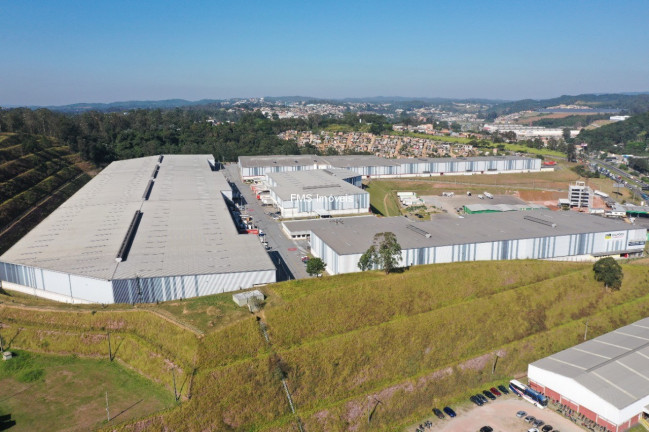 Imóvel para Alugar, 10.304 m² em Tingidor - Embu Das Artes