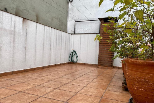 Imagem Casa com 2 Quartos à Venda,  em Vila Dalila - São Paulo