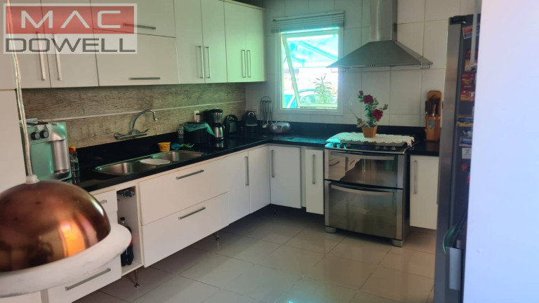 Imagem Casa com 3 Quartos à Venda, 360 m² em Camboinhas / Niterói / Rj - Niterói Imagem Casa com 3 Quartos à Venda, 360 m² em Camboinhas / Niterói / Rj - Niterói