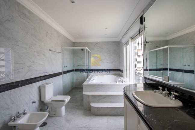 Imagem Apartamento com 4 Quartos à Venda, 513 m² em Batel - Curitiba Imagem Apartamento com 4 Quartos à Venda, 513 m² em Batel - Curitiba