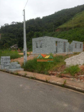 Imagem Casa com 2 Quartos à Venda, 62 m² em Jardim Casa Branca - Caraguatatuba Imagem Casa com 2 Quartos à Venda, 62 m² em Jardim Casa Branca - Caraguatatuba