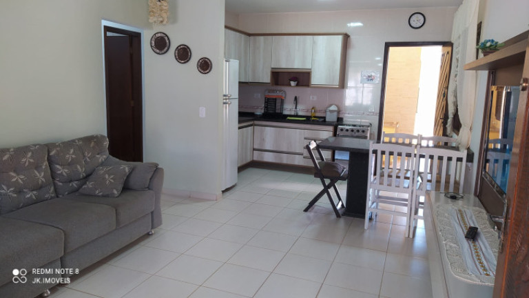 Imagem Casa com 4 Quartos para Temporada, 180 m² em Balneário Cambiju - Itapoá Imagem Casa com 4 Quartos para Temporada, 180 m² em Balneário Cambiju - Itapoá