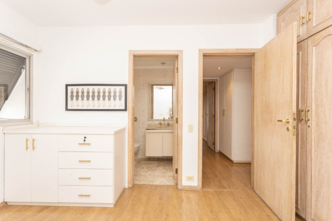 Imagem Imóvel com 4 Quartos à Venda, 241 m² em Campo Belo - São Paulo