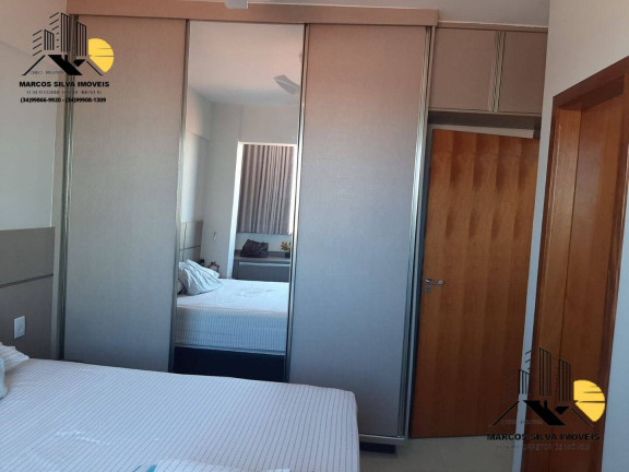 Imagem Apartamento com 3 Quartos à Venda, 83 m² em Santa Mônica - Uberlândia