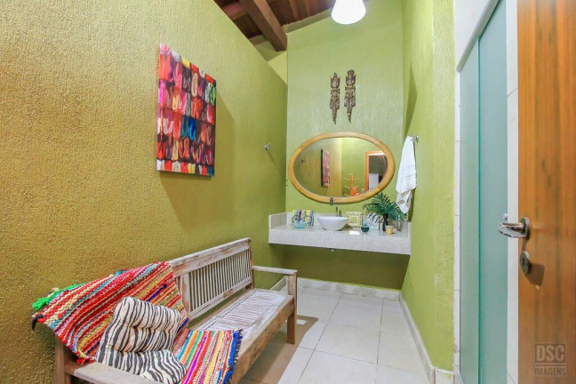 Imagem Casa com 4 Quartos à Venda, 321 m² em Vila Assunção - Porto Alegre Imagem Casa com 4 Quartos à Venda, 321 m² em Vila Assunção - Porto Alegre