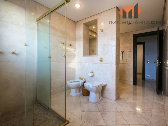 Imagem Casa com 8 Quartos à Venda, 700 m² em Jardim Social - Curitiba