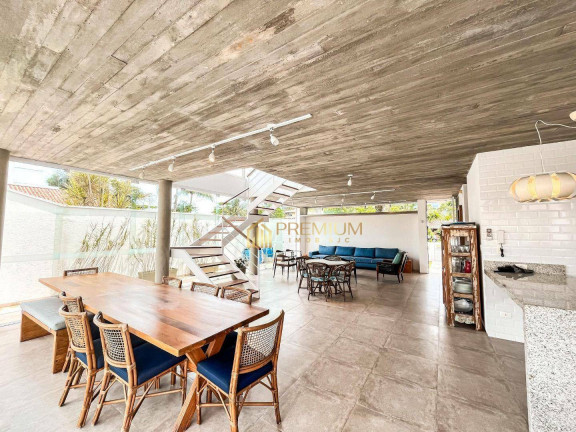 Imagem Sobrado com 5 Quartos à Venda, 388 m² em Guaecá - São Sebastião