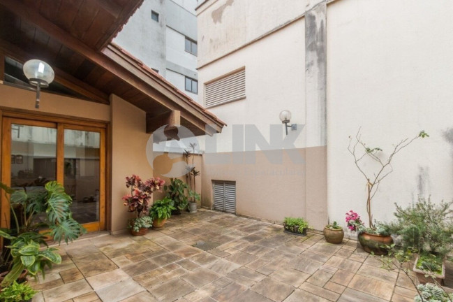 Imagem Imóvel com 3 Quartos à Venda, 275 m² em Rio Branco - Porto Alegre