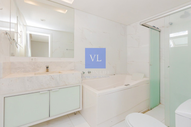 Imagem Casa com 4 Quartos à Venda, 278 m² em Santo Inácio - Curitiba