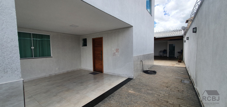 Imagem Sobrado com 4 Quartos à Venda, em Fernão Dias - Esmeraldas Imagem Sobrado com 4 Quartos à Venda, em Fernão Dias - Esmeraldas