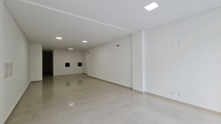 Imagem Imóvel Comercial à Venda, 109 m² em Centro - Balneário Camboriú Imagem Imóvel Comercial à Venda, 109 m² em Centro - Balneário Camboriú