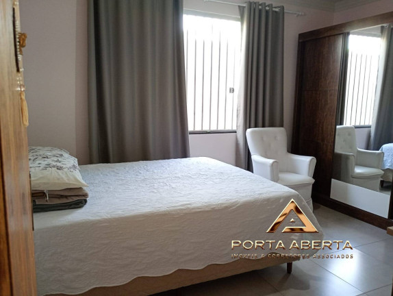 Imagem Casa com 3 Quartos à Venda, 360 m² em Residencial Porto Seguro - Caratinga