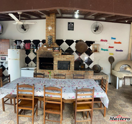Imagem Sobrado com 3 Quartos à Venda, 215 m² em Centro - Ubatuba Imagem Sobrado com 3 Quartos à Venda, 215 m² em Centro - Ubatuba