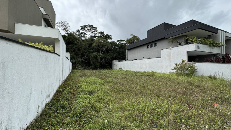 Terreno à Venda, 525 m² em Riviera De São Lourenço - Bertioga