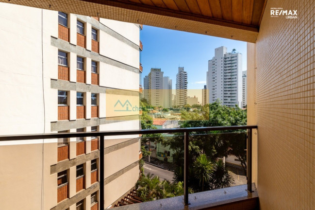 Imagem Apartamento com 4 Quartos à Venda, 250 m² em Aclimação - São Paulo