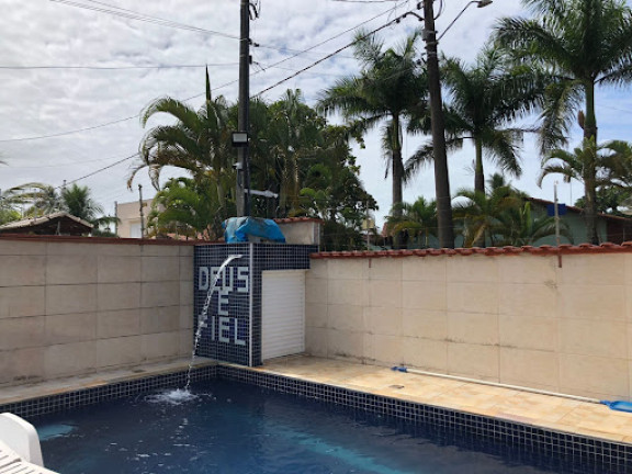 Imagem Casa com 2 Quartos à Venda, 109 m² em Tupy - Itanhaém