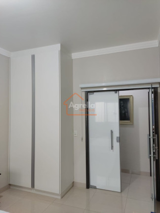Imagem Casa com 3 Quartos à Venda, 360 m² em Chácara Do Ouro - Mogi Guaçu Imagem Casa com 3 Quartos à Venda, 360 m² em Chácara Do Ouro - Mogi Guaçu