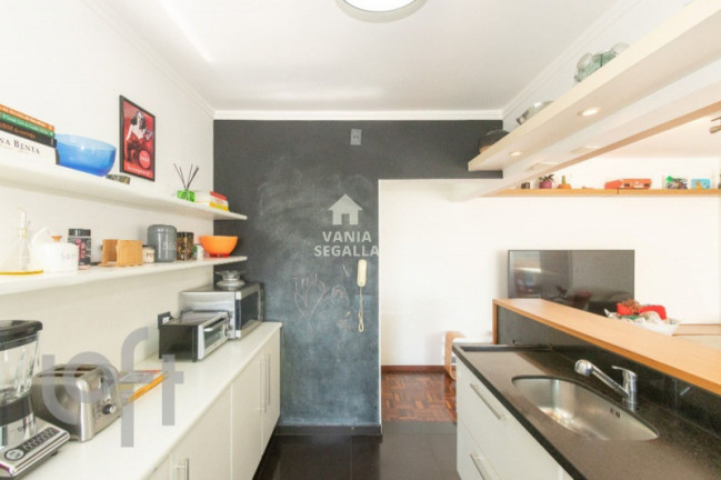 Imagem Apartamento com 2 Quartos à Venda, 79 m² em Cerqueira César - São Paulo