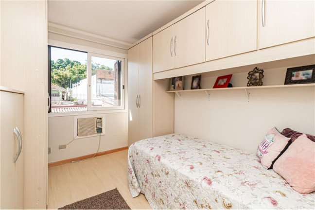 Imagem Imóvel com 2 Quartos à Venda,  em Partenon - Porto Alegre