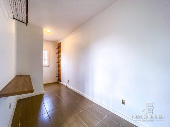 Imagem Casa com 4 Quartos à Venda, 341 m² em Várzea - Teresópolis Imagem Casa com 4 Quartos à Venda, 341 m² em Várzea - Teresópolis