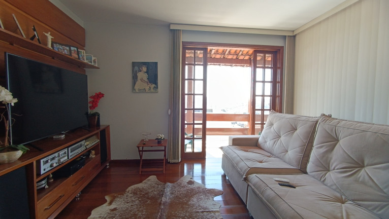 Imagem Casa com 4 Quartos à Venda, 385 m² em álvaro Camargos - Belo Horizonte
