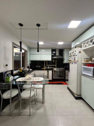 Imagem Casa com 4 Quartos à Venda, 230 m² em Colina De Laranjeiras - Serra Imagem Casa com 4 Quartos à Venda, 230 m² em Colina De Laranjeiras - Serra