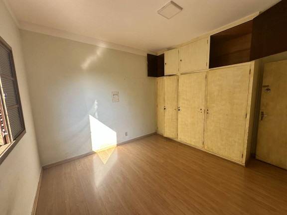 Imagem Casa com 2 Quartos para Alugar, 400 m² em Centro - Botucatu Imagem Casa com 2 Quartos para Alugar, 400 m² em Centro - Botucatu