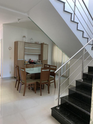 Imagem Casa com 3 Quartos à Venda, 217 m² em Jardim Califórnia - Goiânia