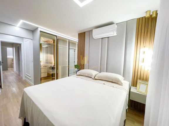 Imagem Apartamento com 3 Quartos à Venda, 146 m² em Centro - Balneário Camboriú Imagem Apartamento com 3 Quartos à Venda, 146 m² em Centro - Balneário Camboriú