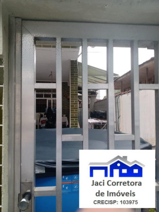 Imagem Casa com 3 Quartos à Venda, 140 m² em Marapé - Santos