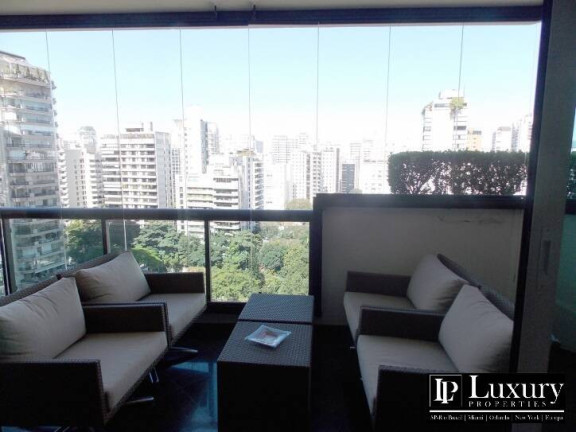 Imagem Apartamento com 4 Quartos para Alugar, 295 m² em Vila Nova Conceição - São Paulo